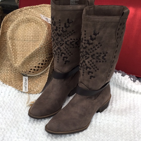 Maurices cowgirl boots - Picture 1 of 13